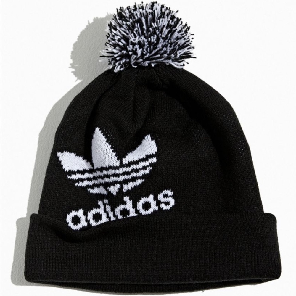 ✨BNWT✨ Adidas Trefoil Logo Beanie